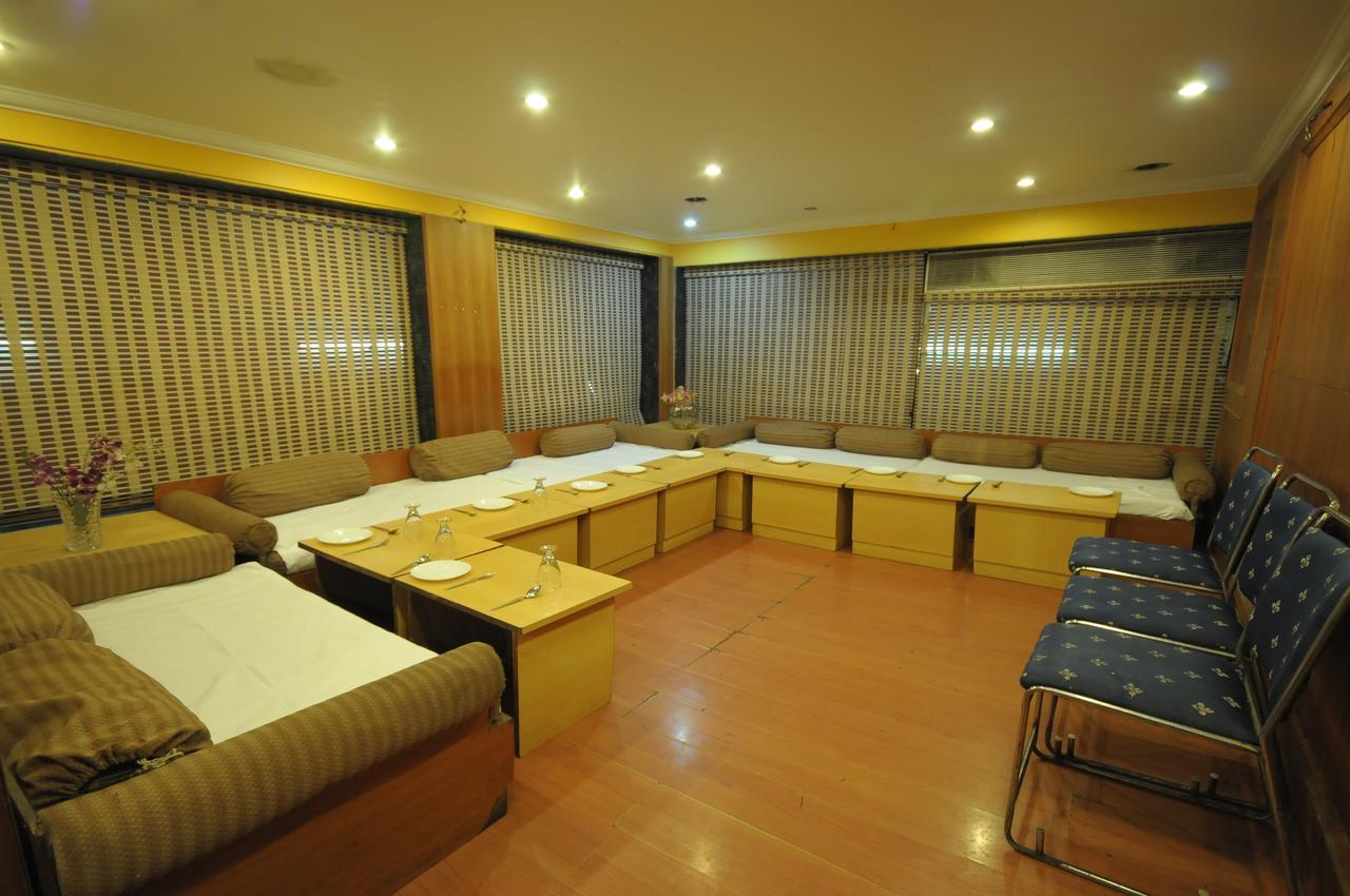 Hotel Grape City Nashik Exterior foto